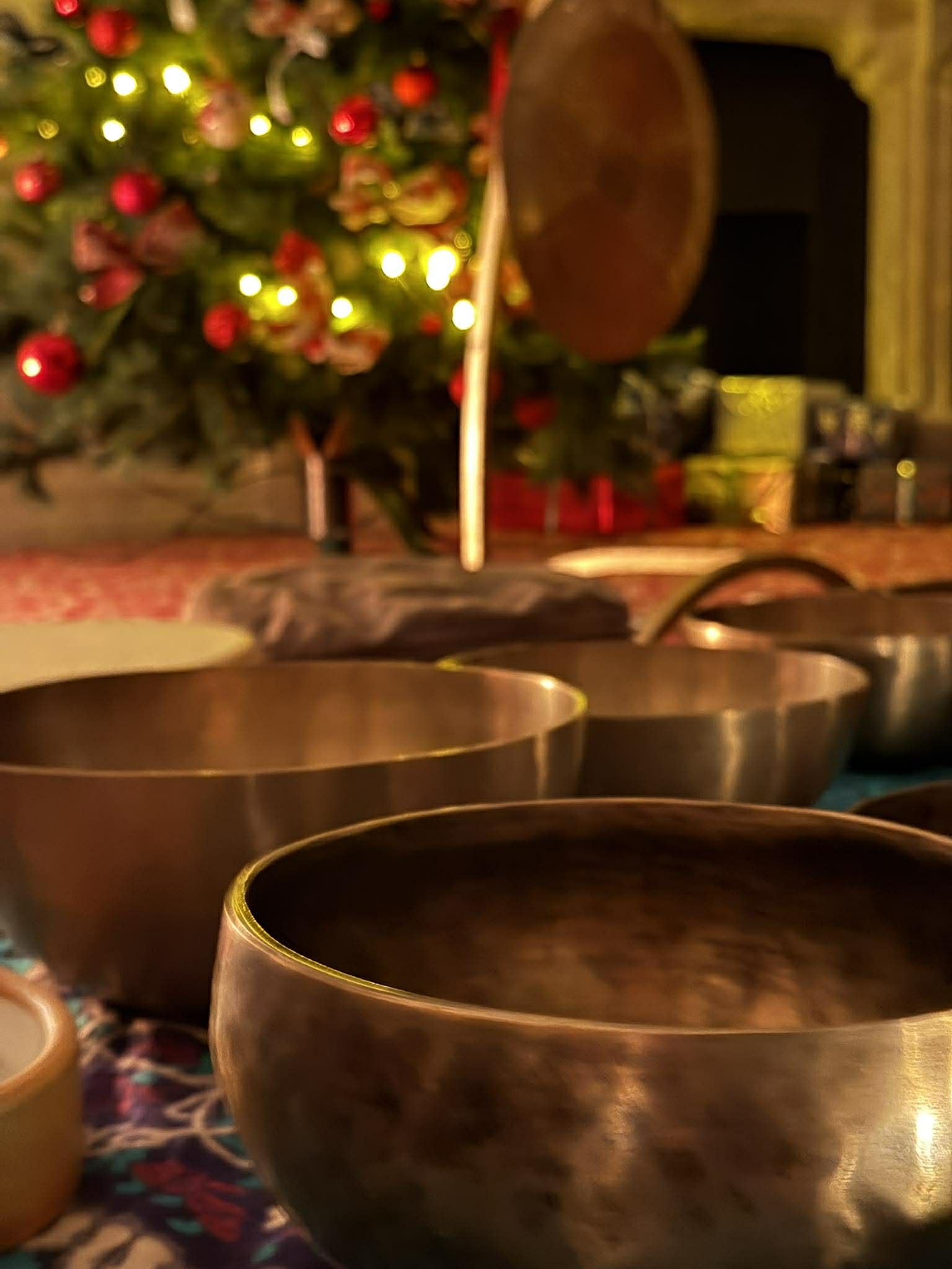 Ünnepre hangoló, elcsendesítő hangfürdő 1